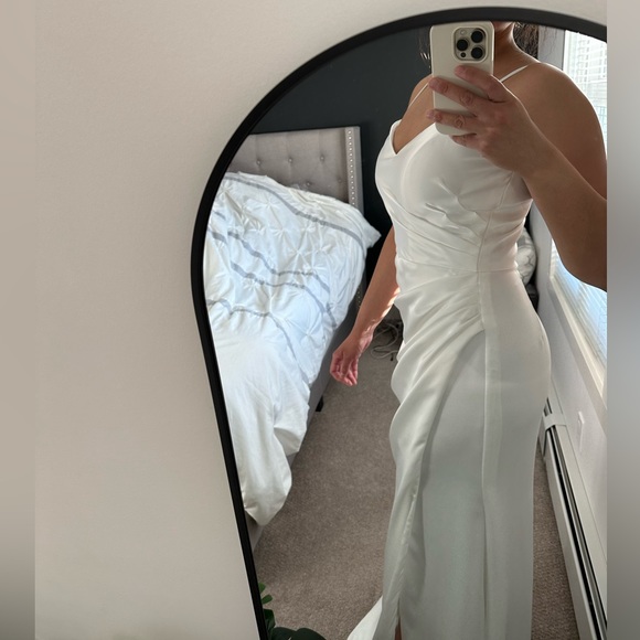 Brand New Ivory Wedding Dress - Picture 5 of 10